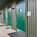 Vuohensaari, Rantatalo 4 *