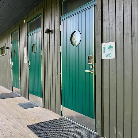 Vuohensaari, Rantatalo 4 *